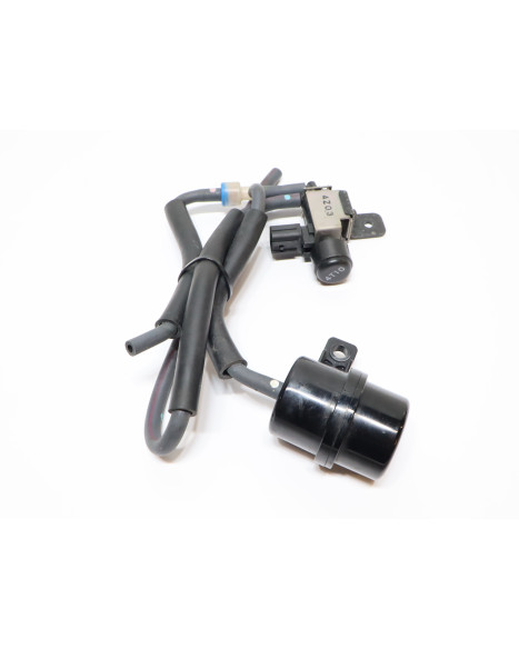 Yamaha MT-07, luftsolenoid