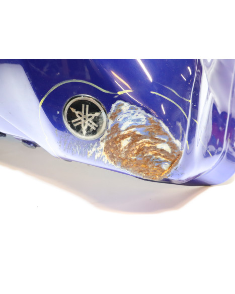 Yamaha YZF-R1, bränsletank