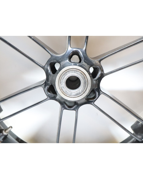 Buell XB12R, framfälg