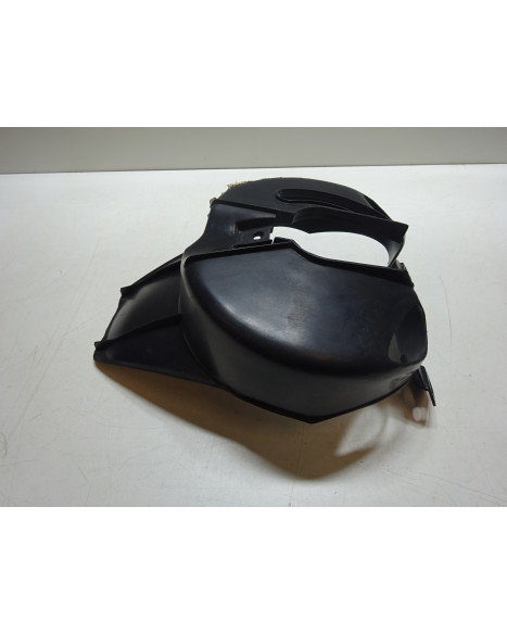 Piaggio Typhoon, innerskärm över gaffel