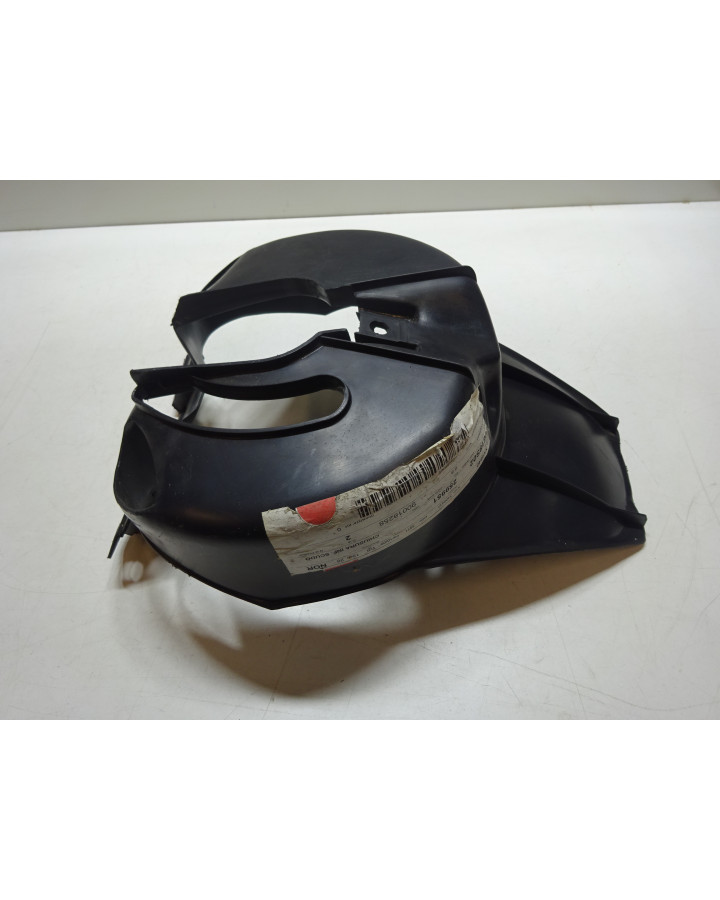 Piaggio Typhoon, innerskärm över gaffel