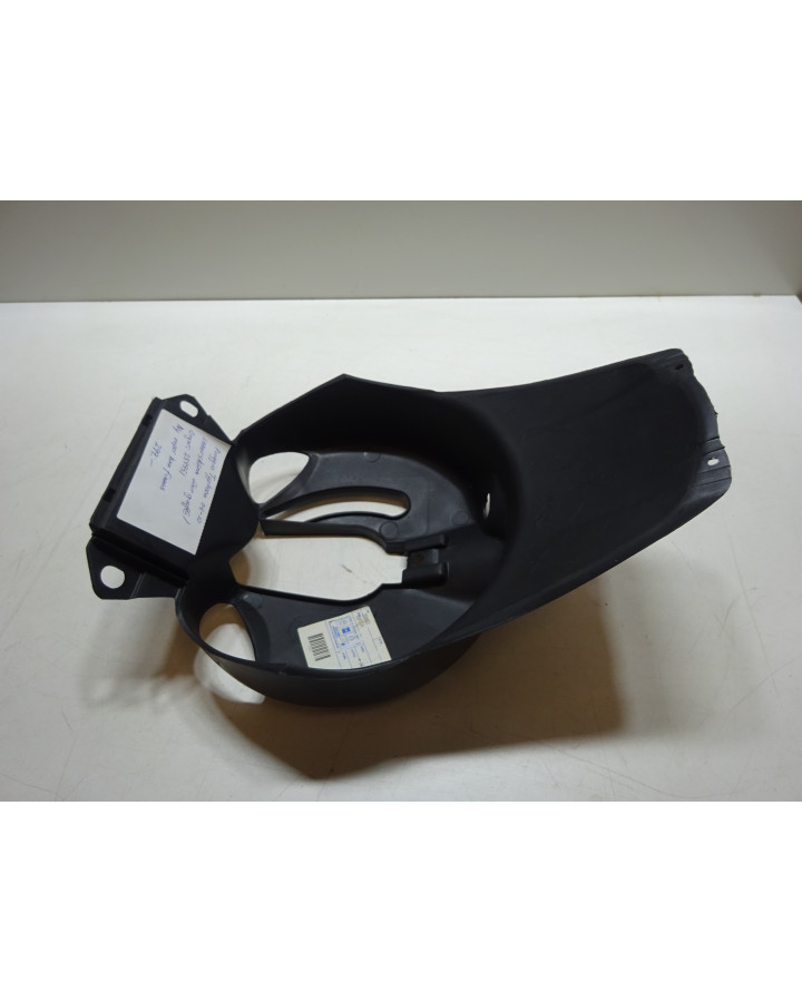 Piaggio Typhoon, innerskärm över gaffel