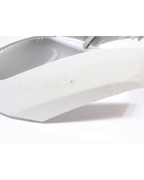 Peugeot Kisbee, frontkåpa