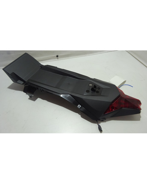 Kawasaki ZX10R, inre stänkskärm med baklykta