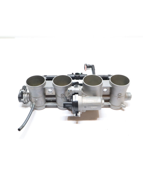 Suzuki GSX-S1000GT, gasspjäll/insprut 2