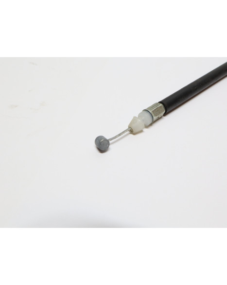 Yamaha MT-07, sadellås med vajer