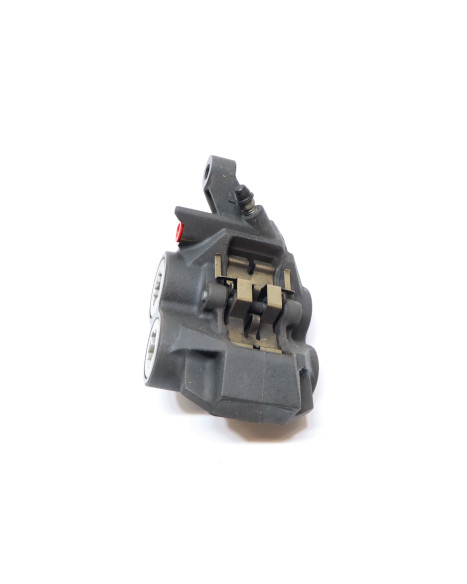 Yamaha MT-07, bromsok vänster fram