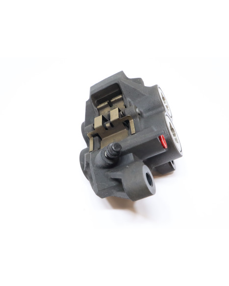 Yamaha MT-07, bromsok vänster fram