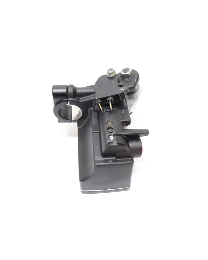 Yamaha MT-07, bromscylinder fram