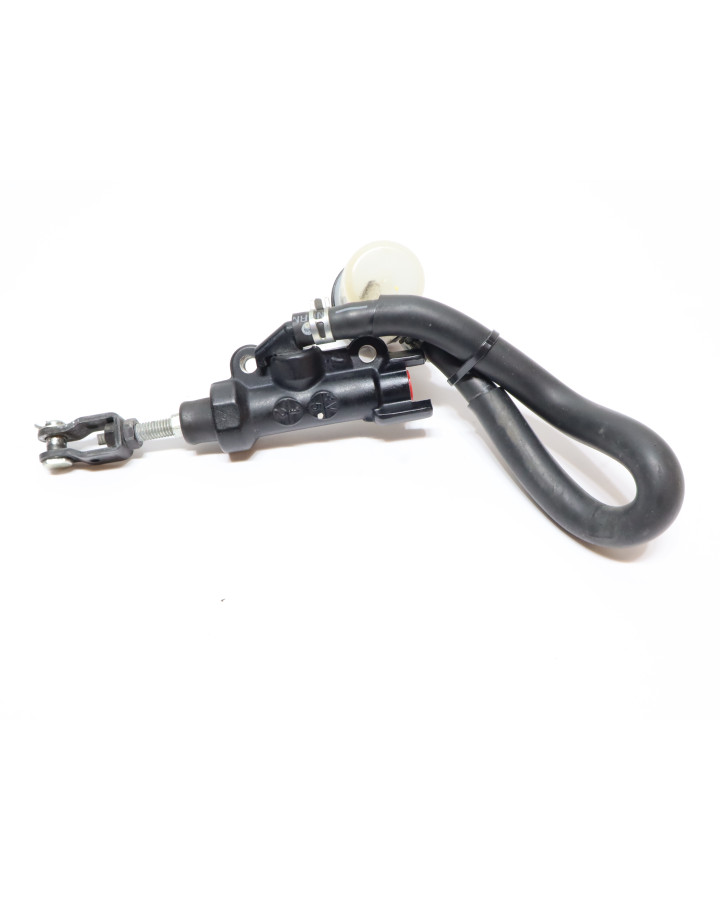 Yamaha MT-07, bromscylinder bak