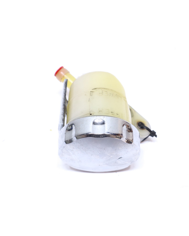 Honda VTX 1800, bromsvätskebehållare