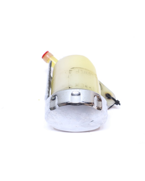 Honda VTX 1800, bromsvätskebehållare