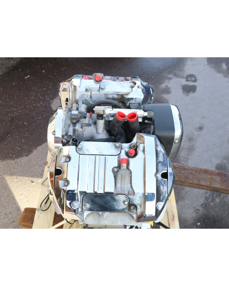 Honda VTX 1800, motor