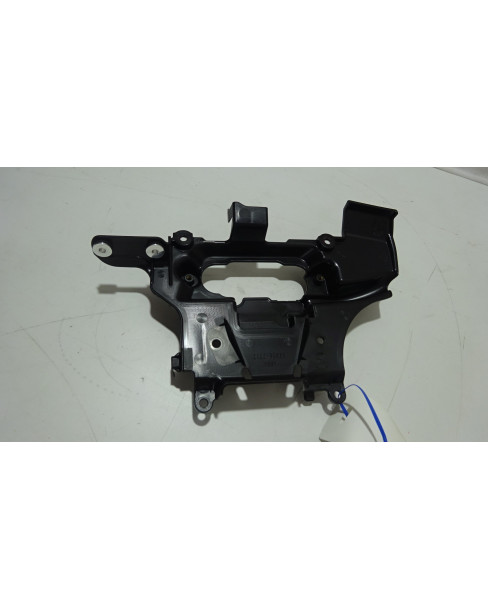 Kawasaki ZX-10R, monteringskonsoll ECU 2