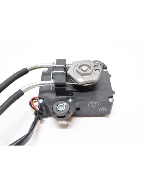 Suzuki GSX-S1000GT, avgasservo