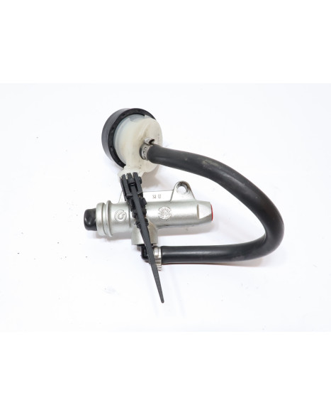 BMW S1000RR, bromscylinder bak