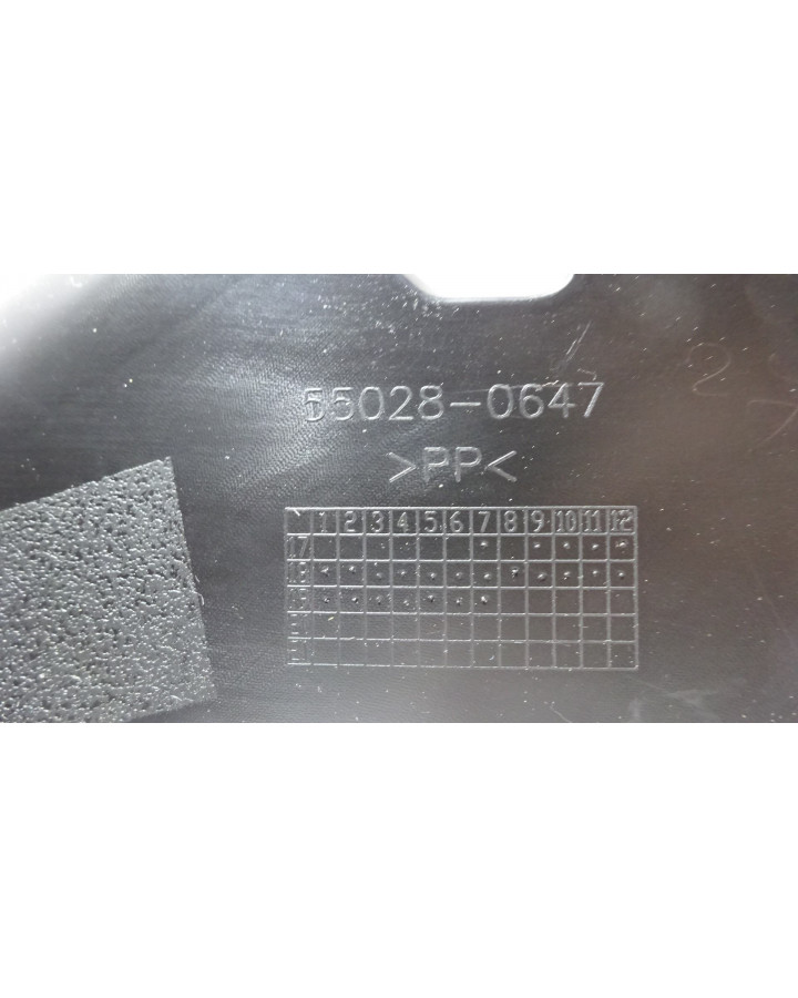 Kawasaki Ninja 400, innerkåpa fram