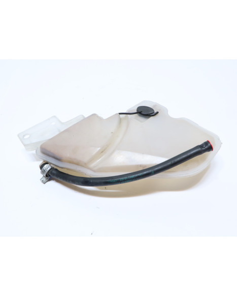 BMW S1000RR, expansionskärl