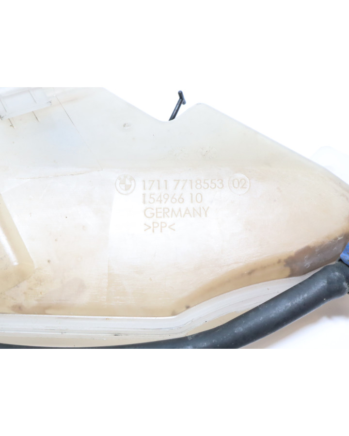 BMW S1000RR, expansionskärl