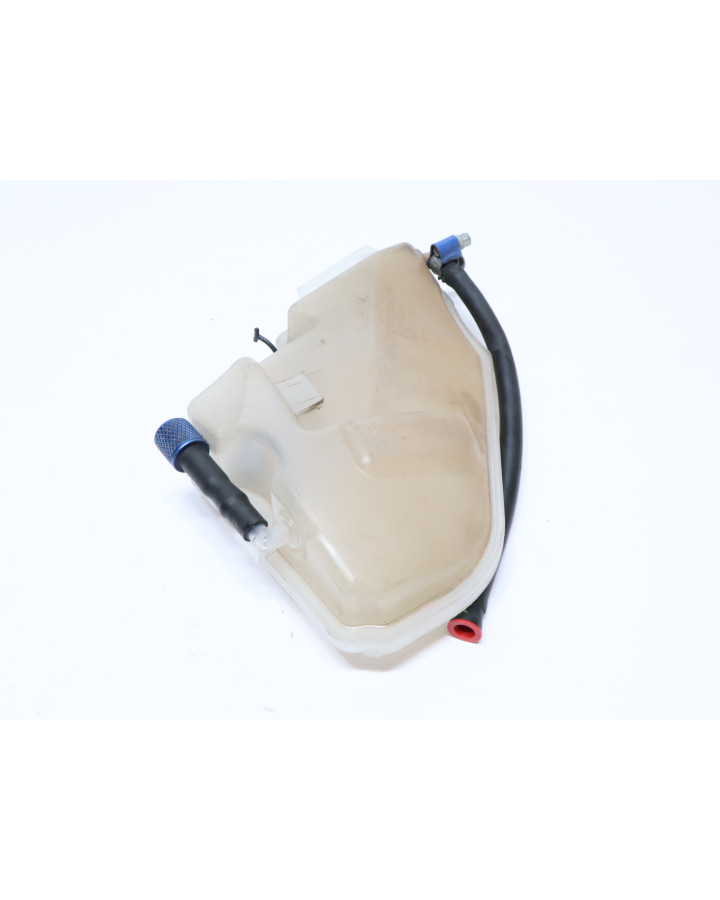 BMW S1000RR, expansionskärl