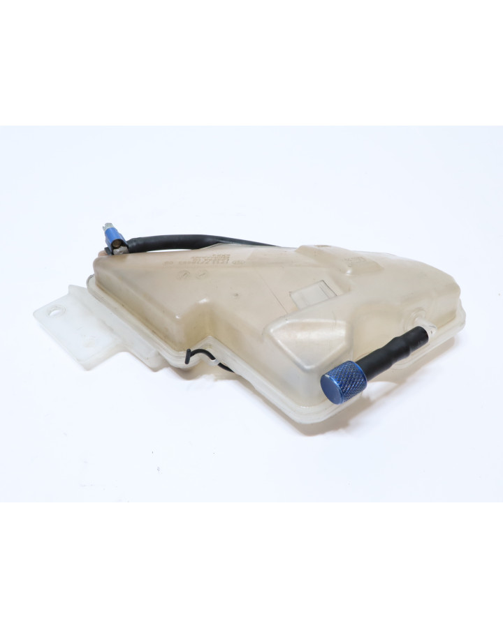 BMW S1000RR, expansionskärl