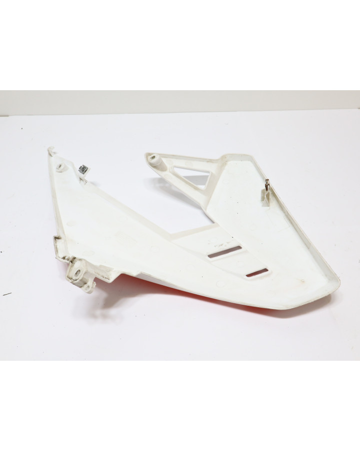 Aprilia SX50, kylarvinge höger