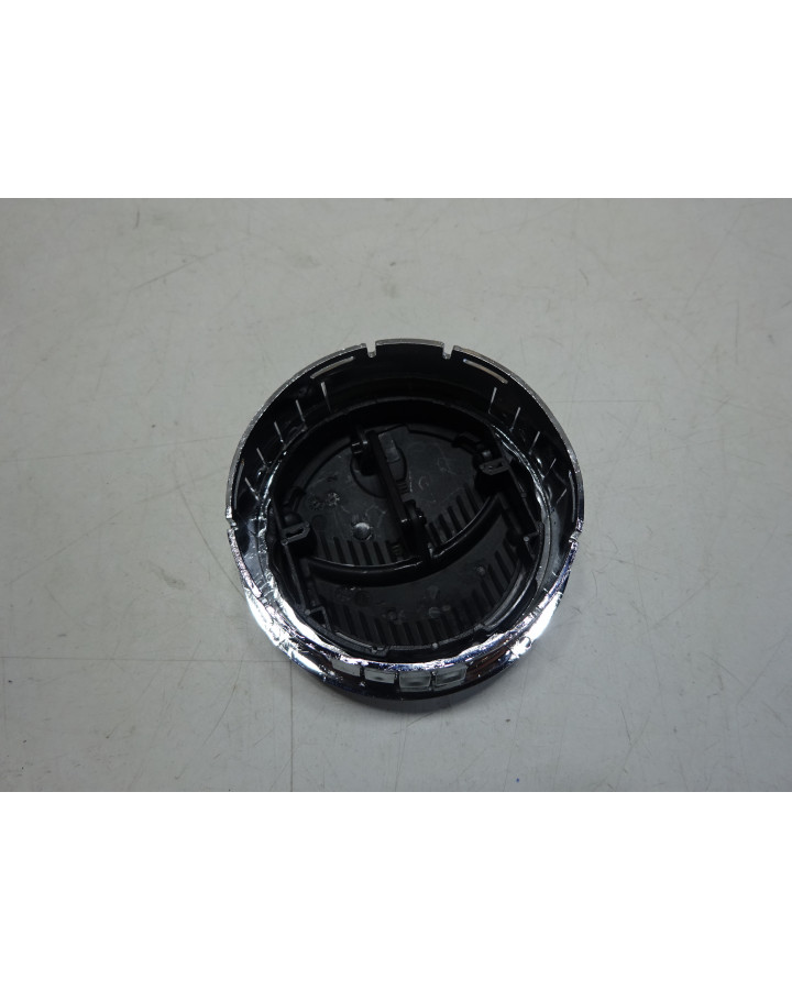 Ligier JS60, luftventil