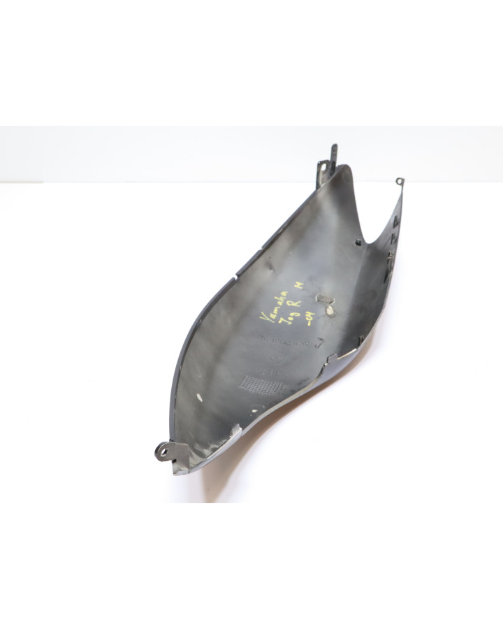 Yamaha Jog R, bakre sidokåpa höger