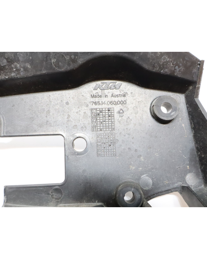 KTM 690 SMC R, fäste hastighetsmätare