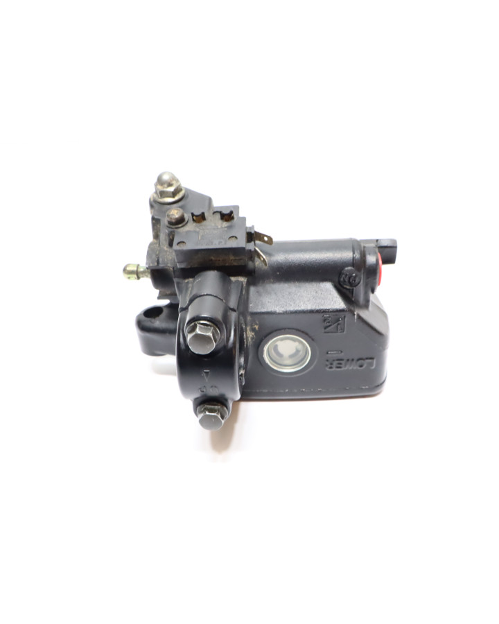 Honda CB1100SF, bromscylinder fram