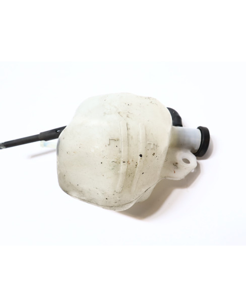 Suzuki GSX-S1000, expansionskärl 2