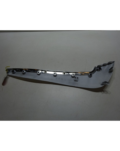 Kymco Like 50, nedre sidokåpa vänster