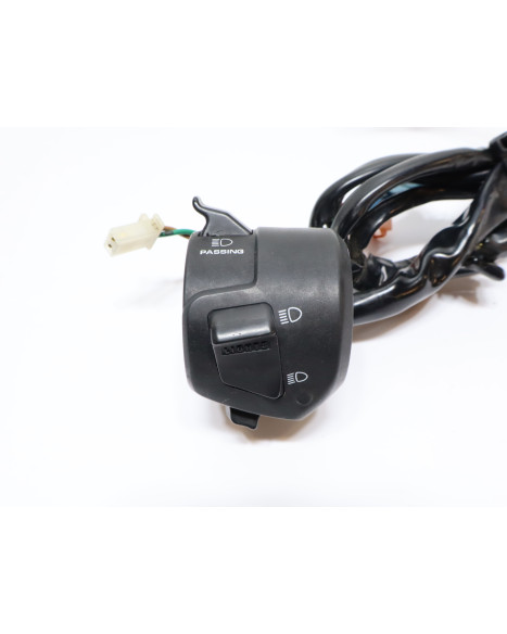 Honda CB1100SF, omkopplare vänster