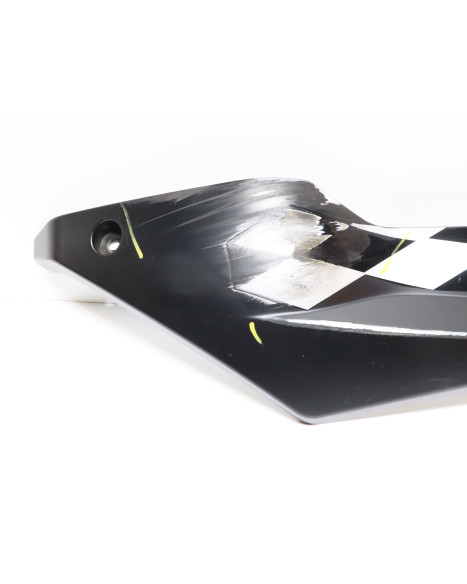 Viarelli Rivetto, nedre sidokåpa höger