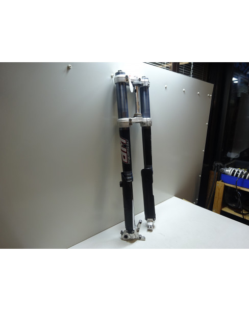 KTM 625 SM, framgaffel 2