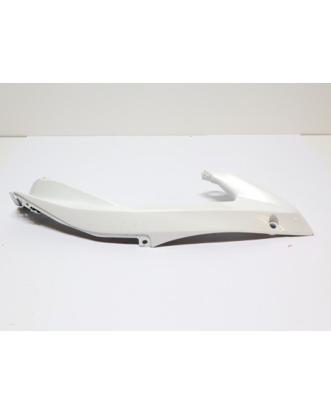 Yamaha YZF-R6, övre sidokåpa höger