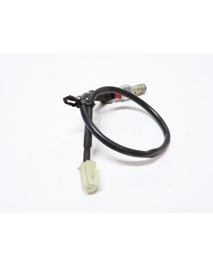 Yamaha YZF-R125, bromsljuskontakt bak