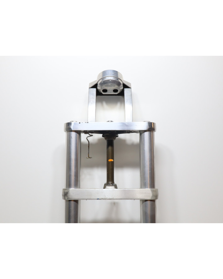 Honda VTX 1800, framgaffel