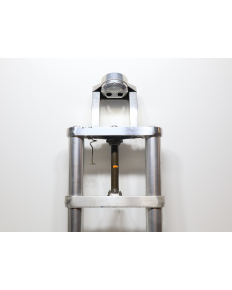 Honda VTX 1800, framgaffel