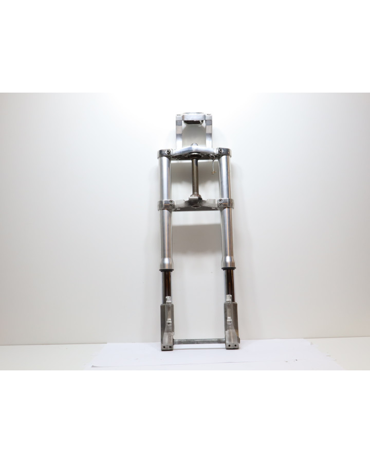 Honda VTX 1800, framgaffel