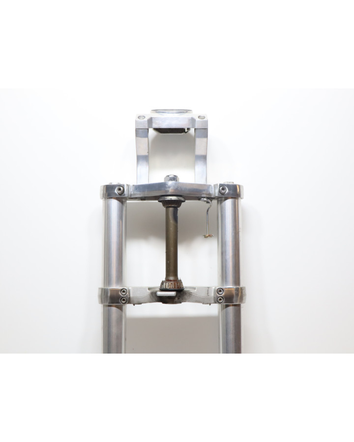 Honda VTX 1800, framgaffel