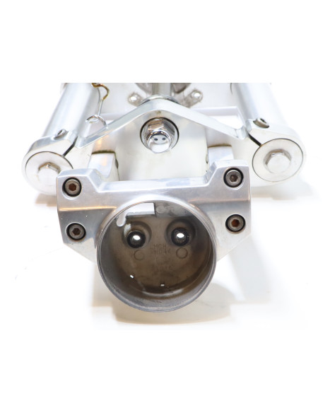 Honda VTX 1800, framgaffel