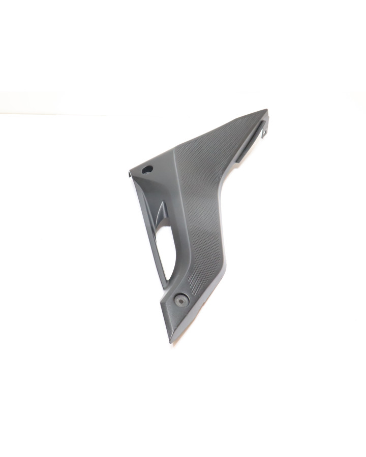 Yamaha YZF-R125, sidokåpa höger