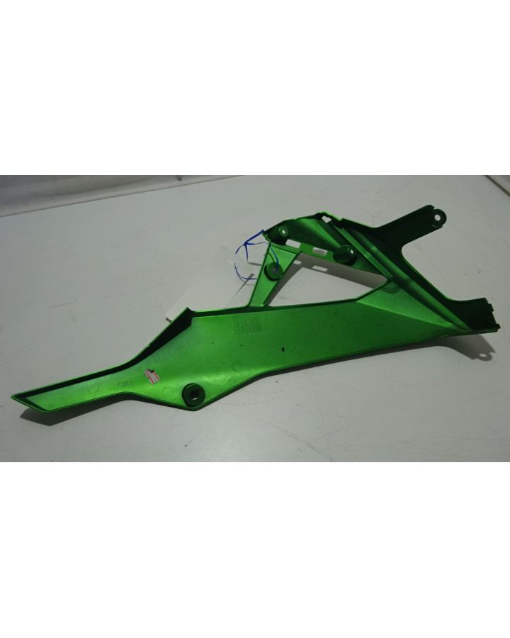 Kawasaki Z300, underkåpa vänster