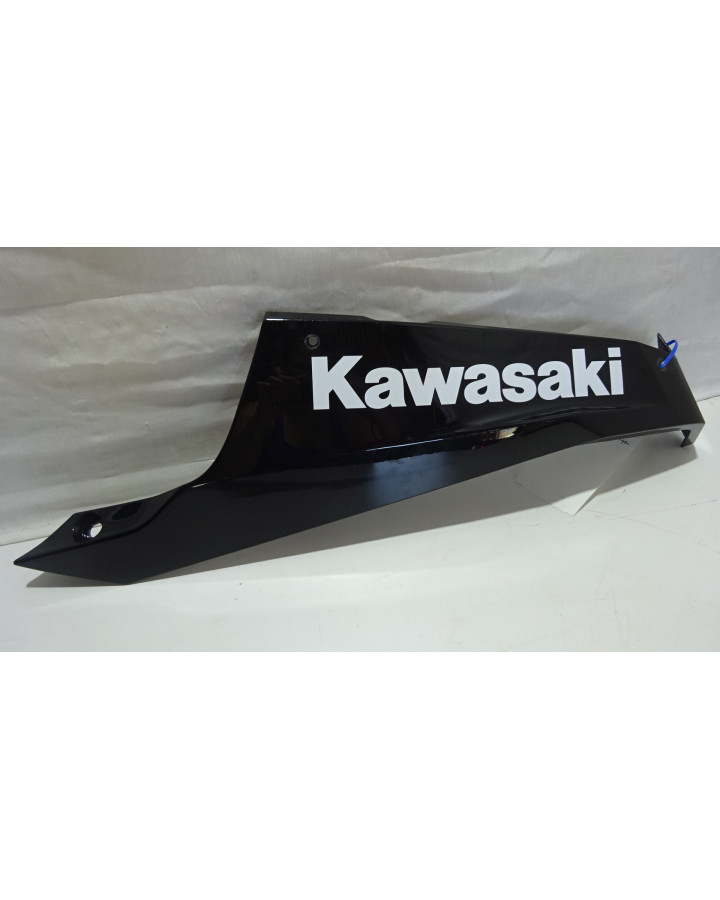 Kawasaki Ninja 400, underkåpa höger