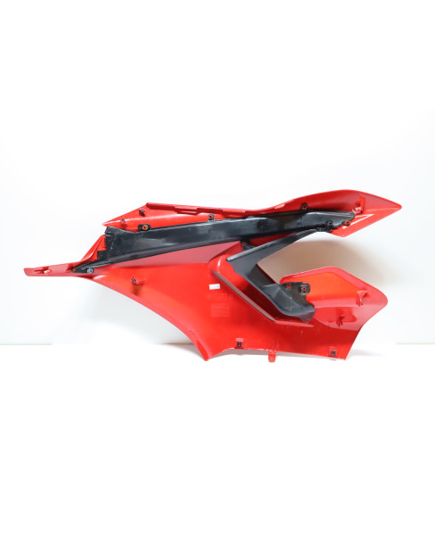 Ducati Supersport 950 S, sidokåpa höger 2