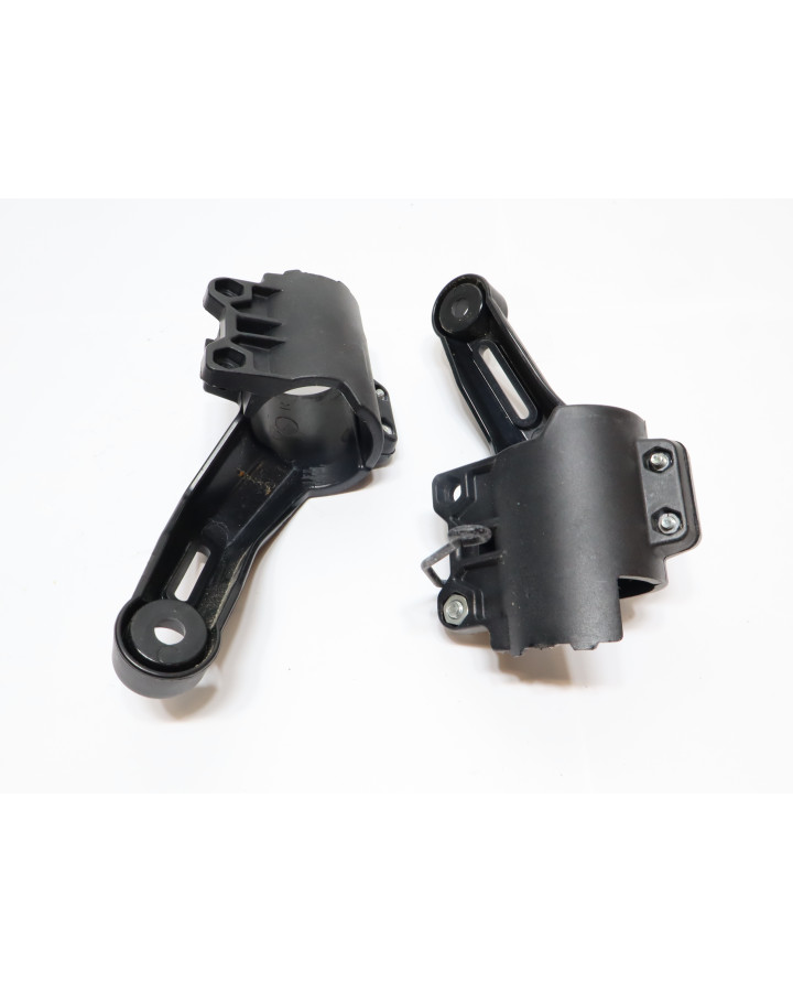 Super Soco TC, hållare framlykta (par)