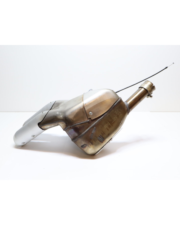 Ducati Supersport 950 S, ljuddämpare