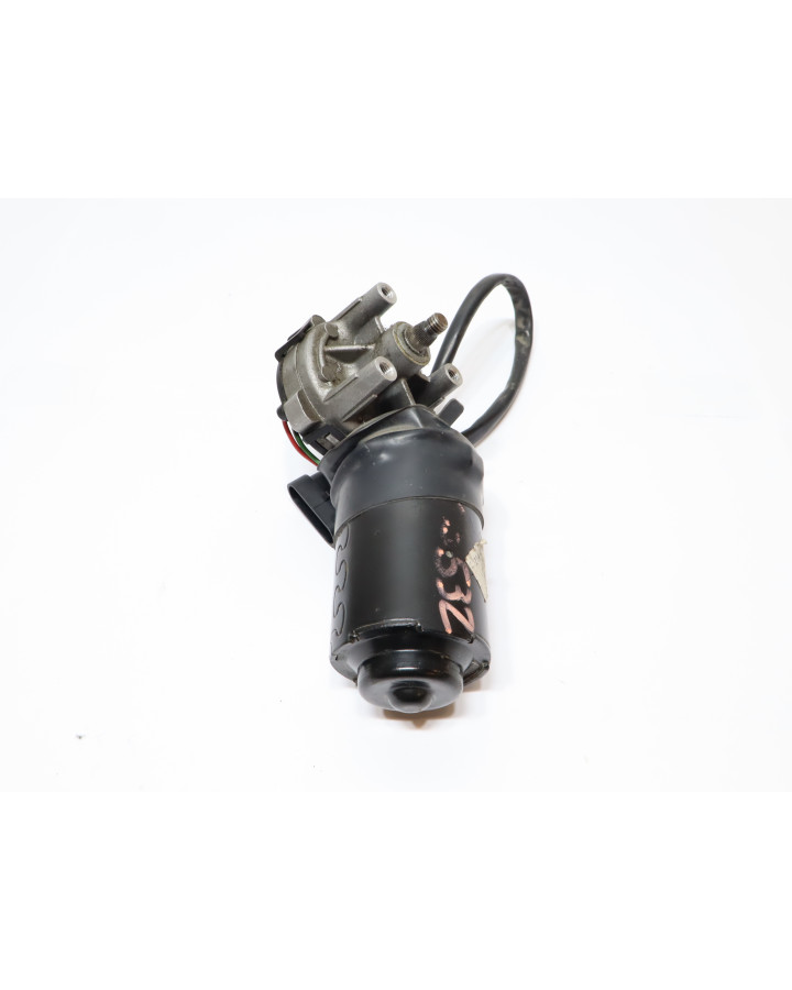 Ligier JS50, torkarmotor fram