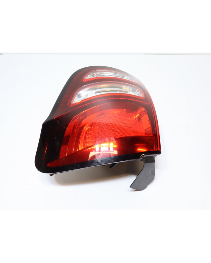 Bellier B8, baklykta höger